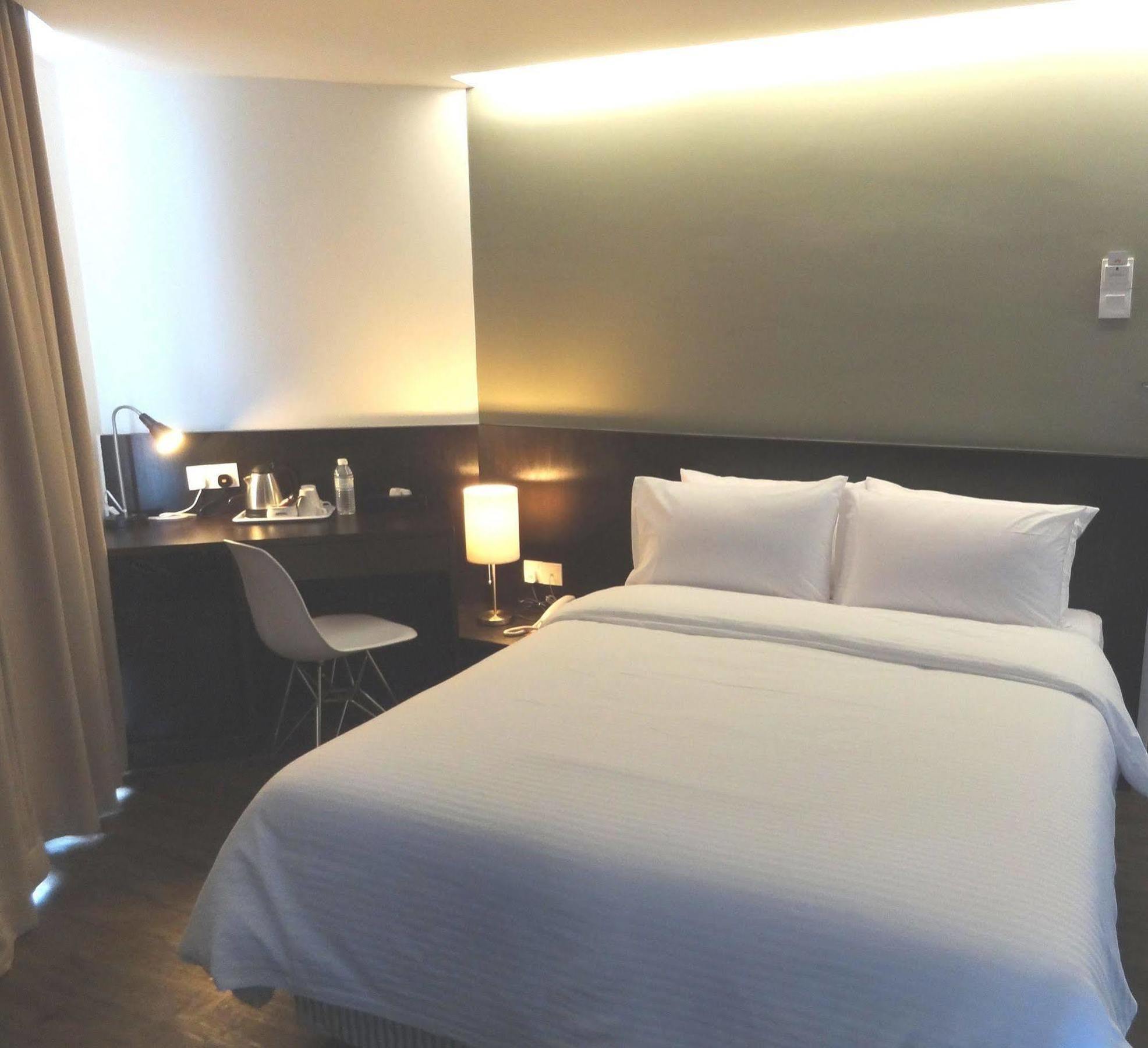 Vivo Hotel Куантан Экстерьер фото