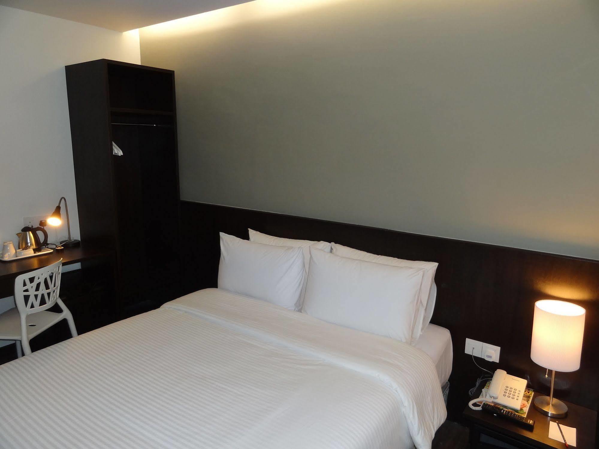 Vivo Hotel Куантан Экстерьер фото